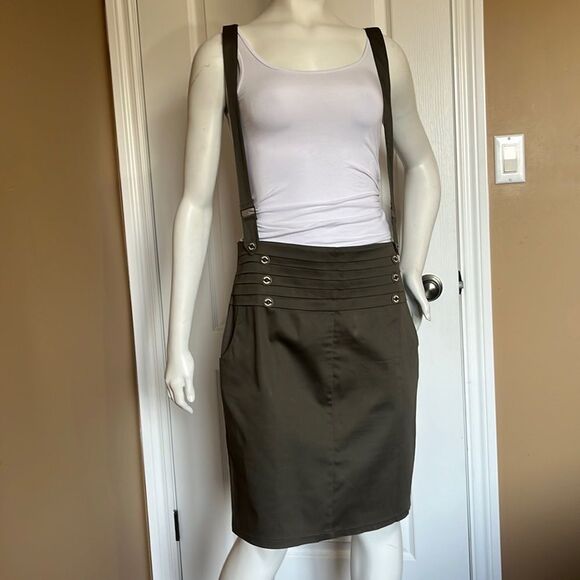 Beautiful skirt/ Size 44 - Picture 3 of 13